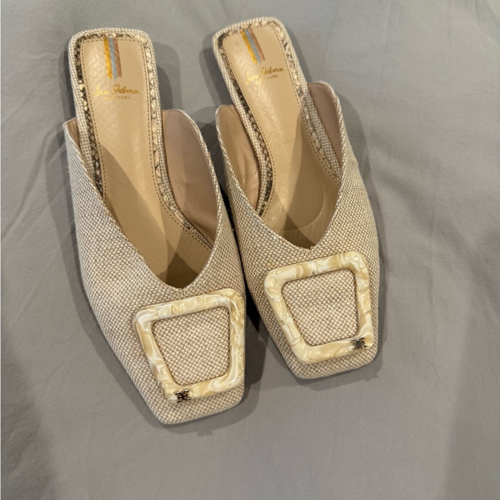Sam Edelman Lavina Buckle Mule Natural
Linen - size 9